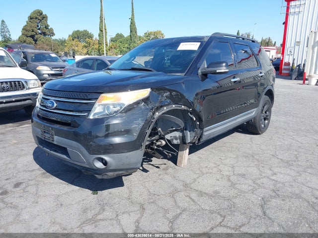 Ford 2014 2014 1FM5K7F84EGB64190 Image 2