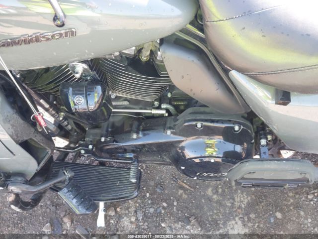 2022 HARLEY-DAVIDSON FLHTK 1HD1KEF15NB652571 Photo 8