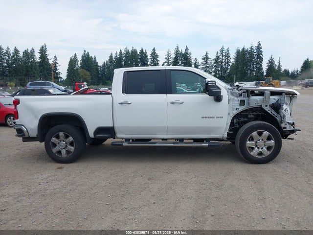 2GC4YUEY3N1206120 Chevrolet l5p