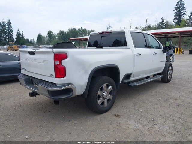 2GC4YUEY3N1206120 Chevrolet l5p