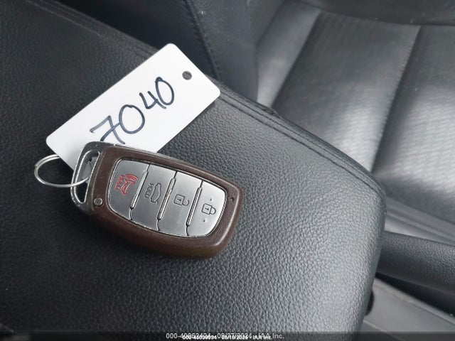 KMHD84LF8HU359520 Hyundai Elantra
