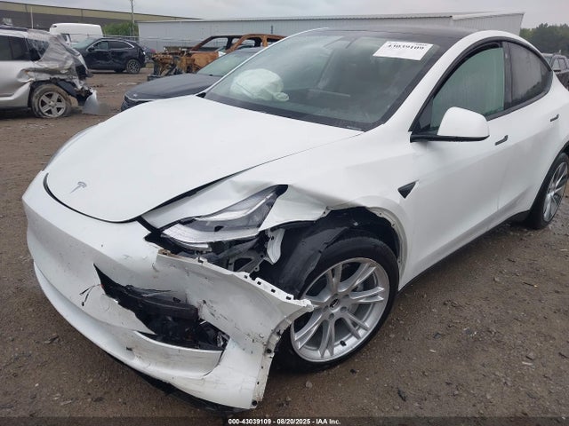 2022 TESLA MODEL Y 7SAYGAEE8NF467820 Photo 5