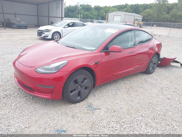 Tesla MODEL 3 2022 5YJ3E1EA4NF111990 Image 2