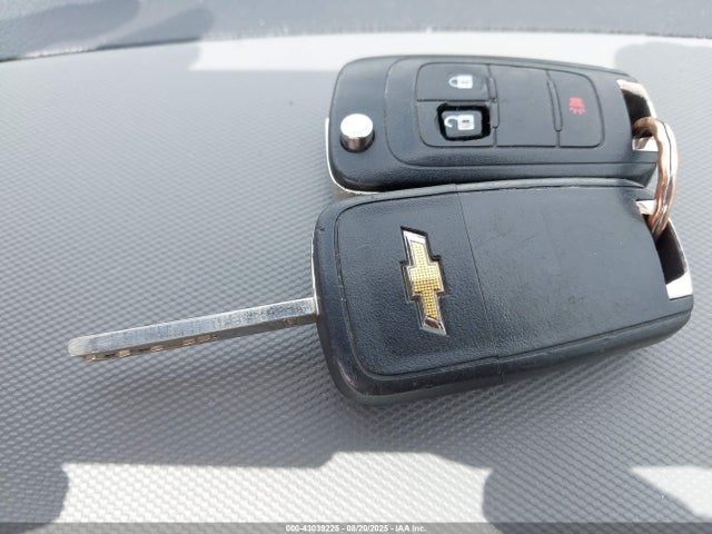 1G1JA6SHXE4209729 Chevrolet luw