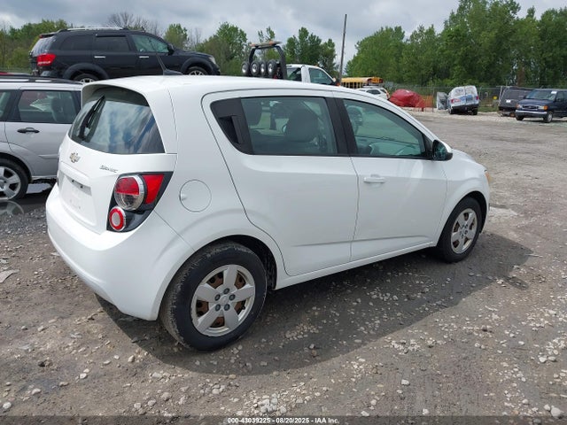 1G1JA6SHXE4209729 Chevrolet luw