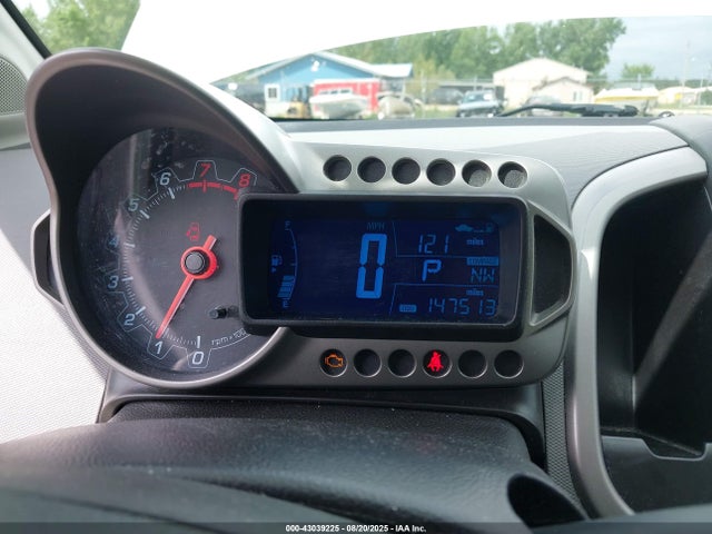 1G1JA6SHXE4209729 Chevrolet luw