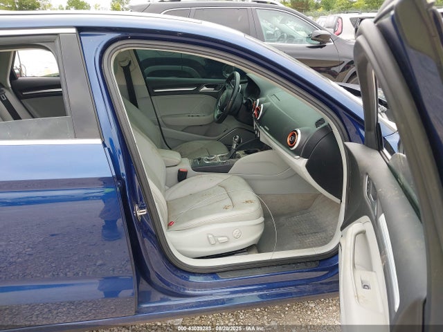 2016 AUDI A3 WAUE8GFFXG1031616 Photo 4