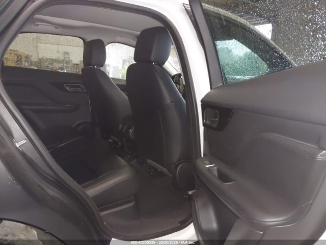 2017 JAGUAR F-PACE SADCJ2BV1HA896012 Photo 7