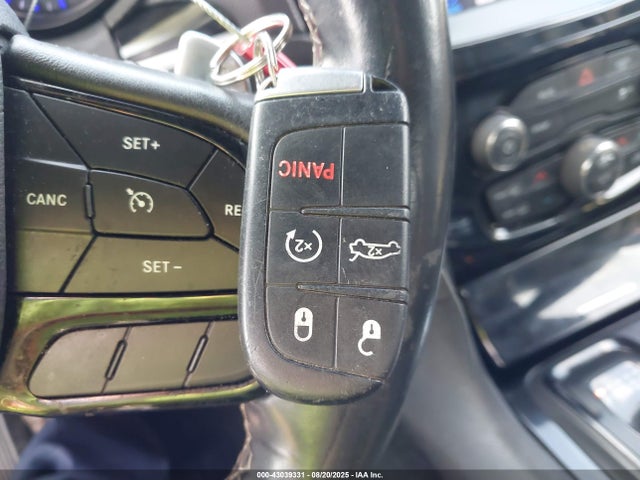 Chrysler 300 2019 2C3CCABG5KH686611 Image 11