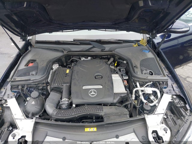 43039371 :رقم المزاد ، WDDZF4KB6HA114771 vin ، 2017 Mercedes-benz E 300 4matic مزاد بيع