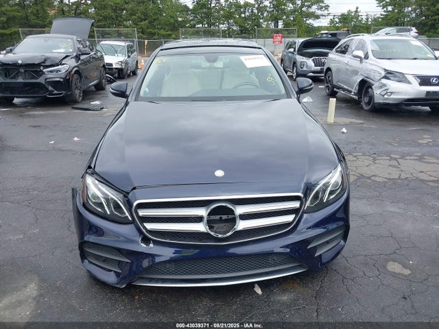 43039371 :رقم المزاد ، WDDZF4KB6HA114771 vin ، 2017 Mercedes-benz E 300 4matic مزاد بيع