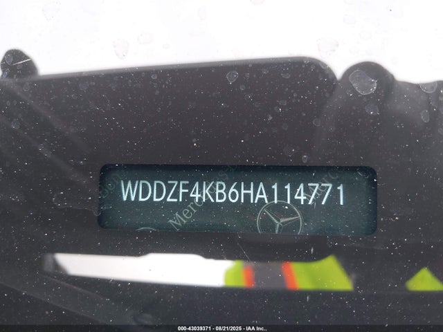 43039371 :رقم المزاد ، WDDZF4KB6HA114771 vin ، 2017 Mercedes-benz E 300 4matic مزاد بيع