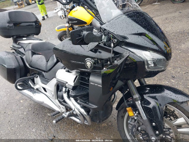 JH2SC7415EK000011 Honda Sc74e-5000001