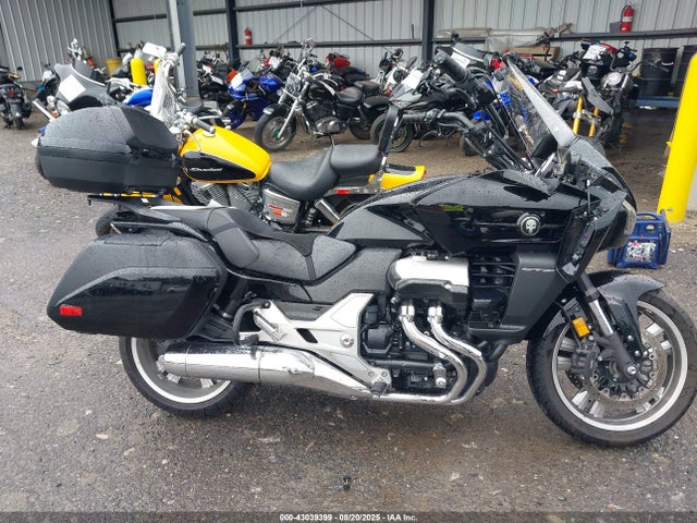 JH2SC7415EK000011 Honda Sc74e-5000001
