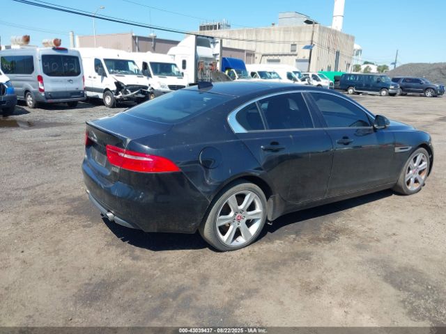 2018 JAGUAR XE SAJAJ4FX6JCP20160 Photo 3