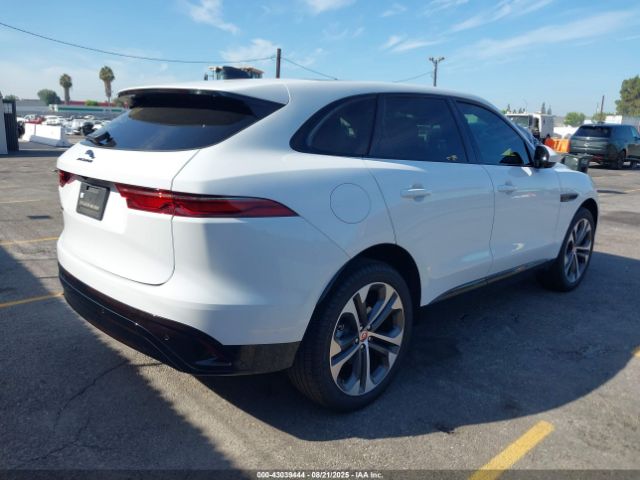 2023 JAGUAR F-PACE SADCJ2EX7PA715961 Photo 3