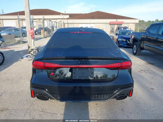 WUAPCBF27PN900727 Audi 2023