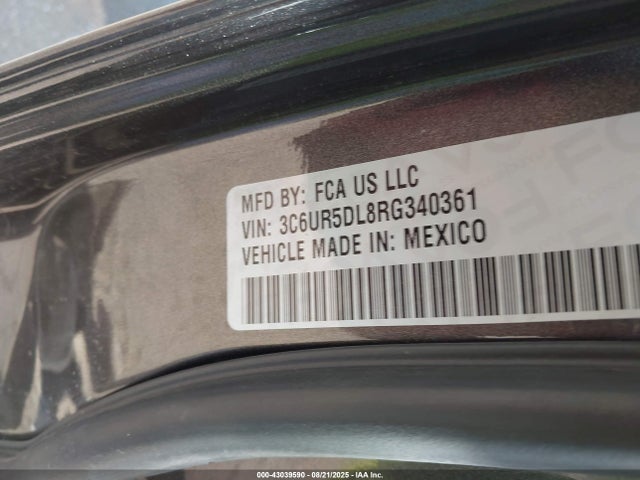 RAM 2024 2024 3C6UR5DL8RG340361 Image 9