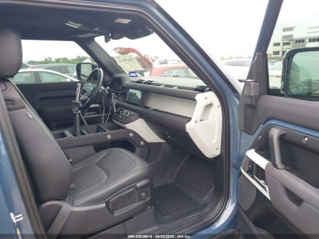 2023 LAND ROVER DEFENDER SALEJ6EX6P2121859 Photo 4