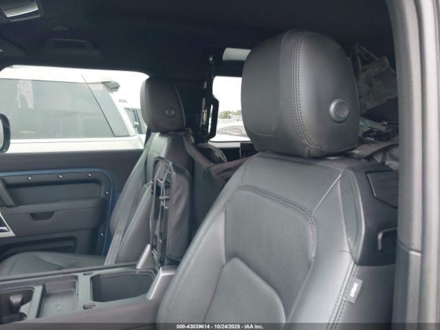 2023 LAND ROVER DEFENDER SALEJ6EX6P2121859 Photo 7