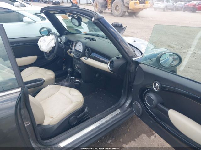 2014 MINI CONVERTIBLE WMWZP3C56ET706839 Photo 4