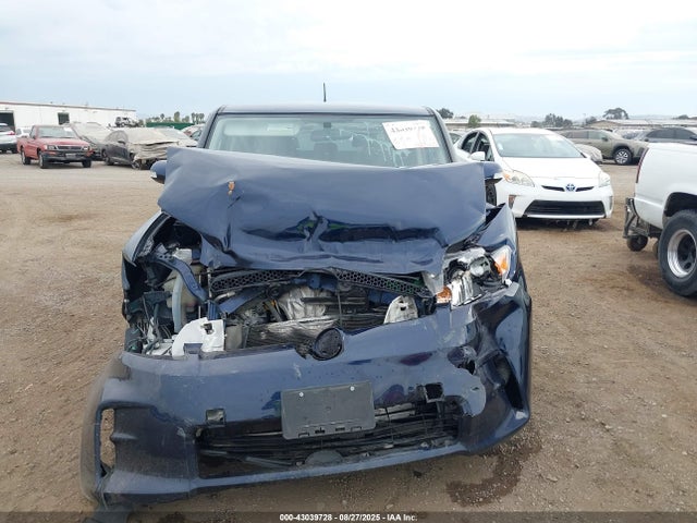 Scion 2az-fe 2014 JTLZE4FE7EJ064383 Image 11