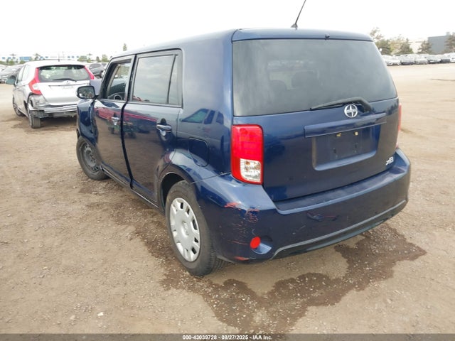 Scion 2az-fe 2014 JTLZE4FE7EJ064383 Image 3
