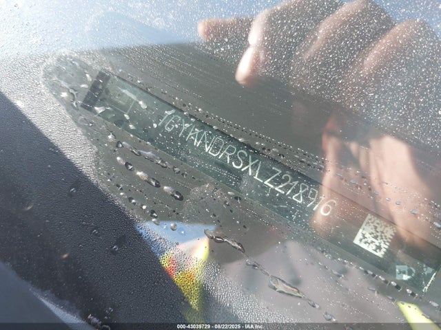 2020 CADILLAC XT5 1GYKNDRSXLZ218916 Photo 8