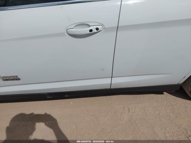 Ford 2015 2015 1FADP5CU5FL110838 Image 6