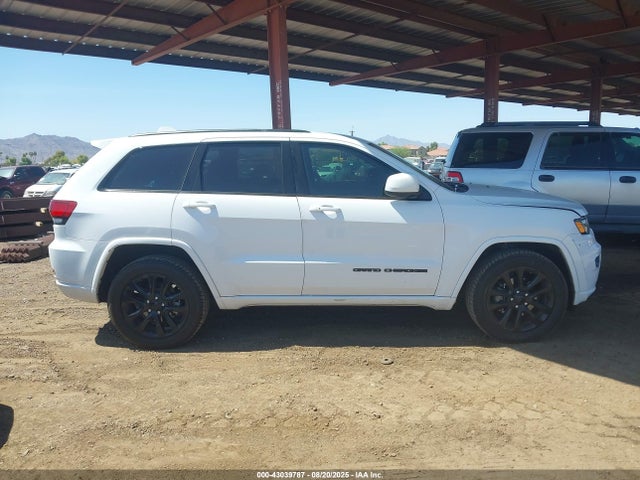 1C4RJEAG6KC832666 Jeep Grand Cherokee