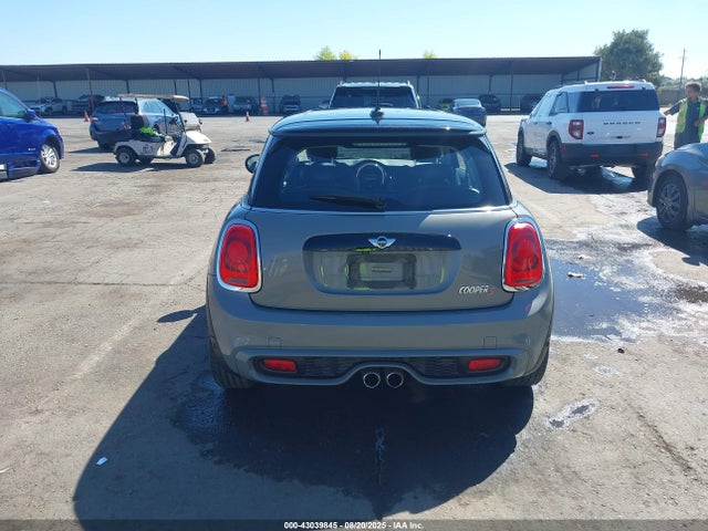Mini Hardtop 2018 WMWXP7C57J2A47509 Image 17