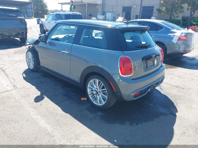 Mini Hardtop 2018 WMWXP7C57J2A47509 Image 3
