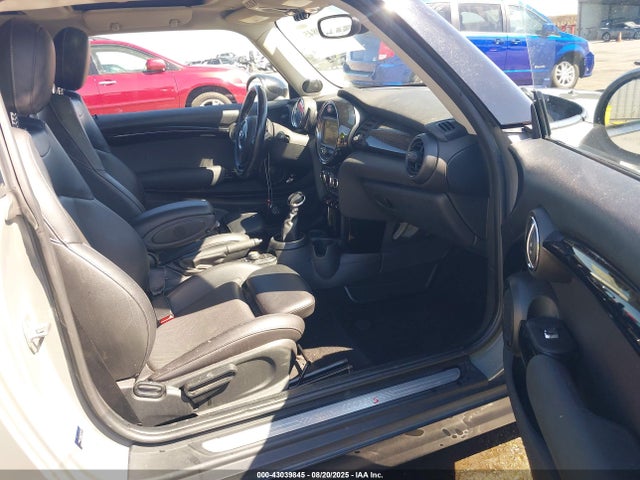Mini Hardtop 2018 WMWXP7C57J2A47509 Image 5
