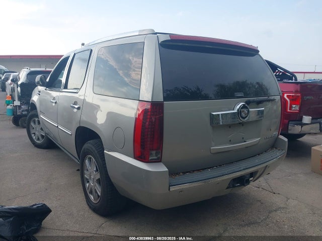 2007 CADILLAC ESCALADE 1GYFK638X7R357257 Photo 2