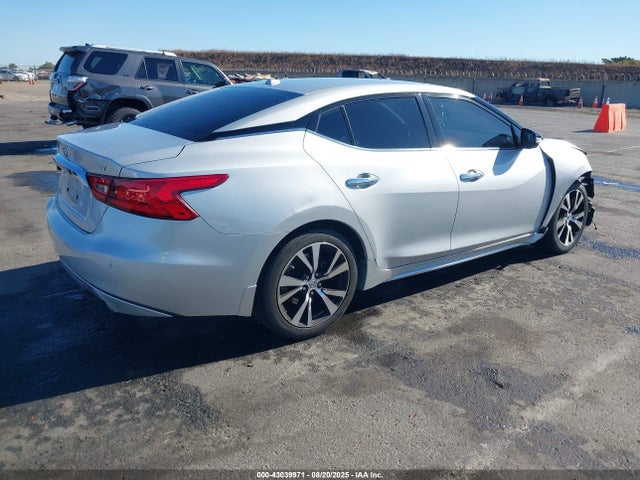 Nissan Maxima 2018 1N4AA6AP1JC365938 Image 4