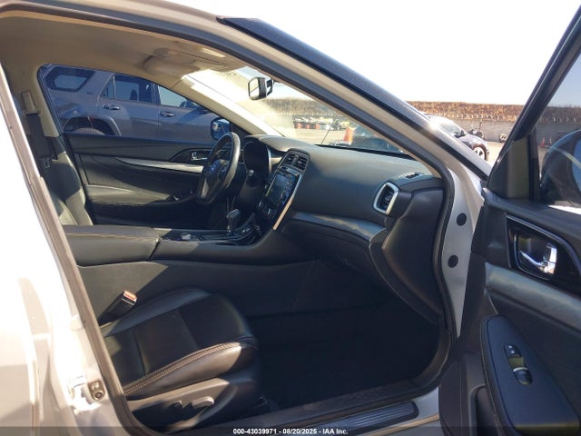 Nissan Maxima 2018 1N4AA6AP1JC365938 Image 5
