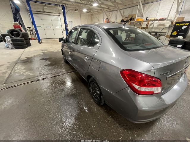 2017 MITSUBISHI MIRAGE G4 ML32F3FJ7HHF14634 Photo 2