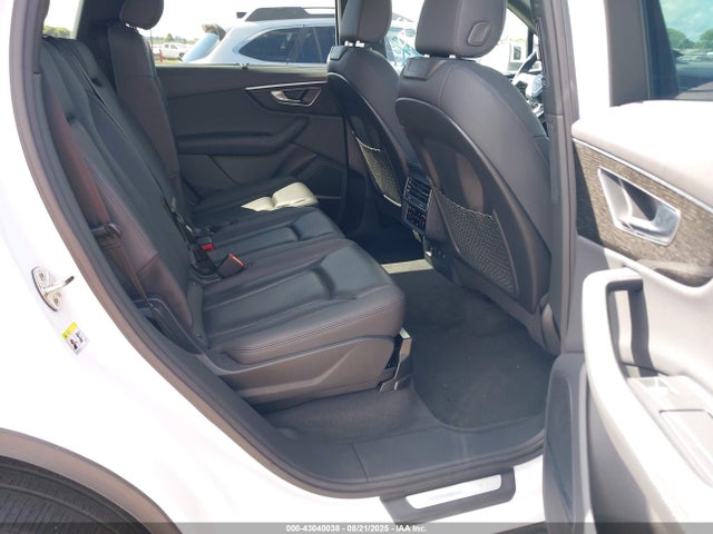 2021 AUDI Q7 WA1LXAF77MD000699 Photo 7