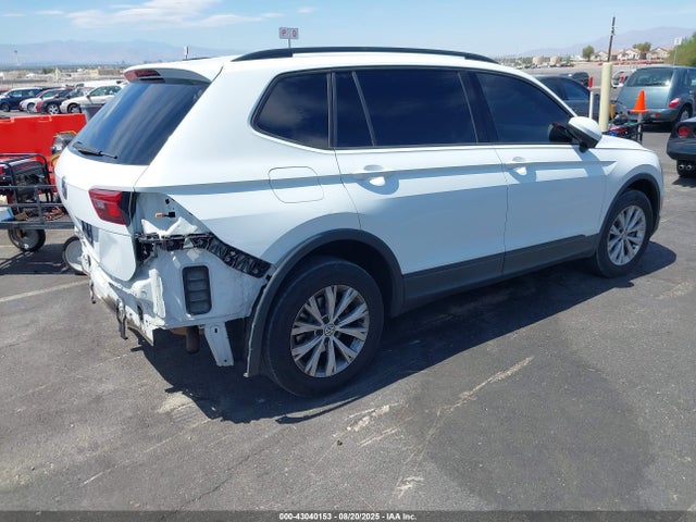 Volkswagen Tiguan 2019 3VV1B7AX8KM183300 Image 4