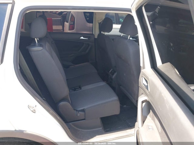Volkswagen Tiguan 2019 3VV1B7AX8KM183300 Image 8
