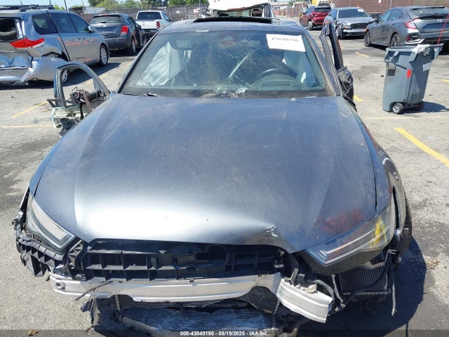 Audi 4.0t 2018 WAUHFAFC3JN042673 Image 12