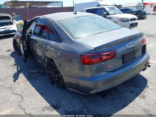 2018 AUDI S6 WAUHFAFC3JN042673 Photo 2