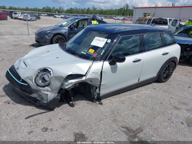 2021 MINI CLUBMAN WMWLV7C07M2N82303 Photo 1