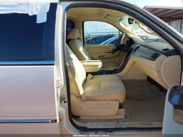 2007 CADILLAC ESCALADE ESV 1GYFK668X7R294267 Photo 4
