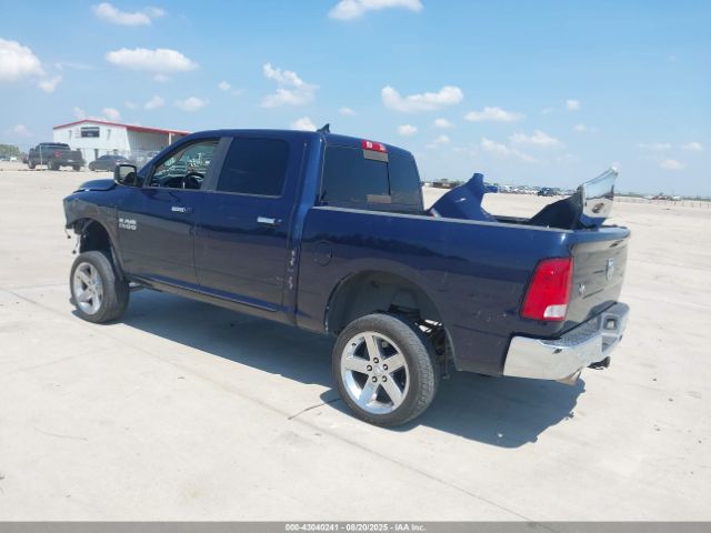 2015 RAM 1500 1C6RR7LT0FS738154 Photo 2