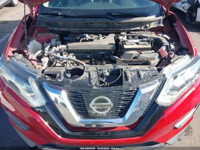 Nissan Rogue 2017 5N1AT2MV6HC772375 Image 10