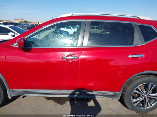 Nissan Rogue 2017 5N1AT2MV6HC772375 Image 15