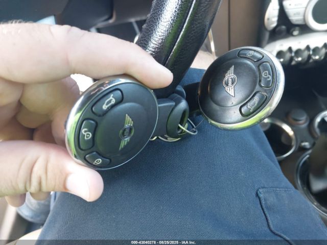 2010 MINI COOPER S WMWMS3C53ATY51128 Photo 10