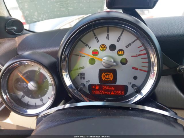 2010 MINI COOPER S WMWMS3C53ATY51128 Photo 6