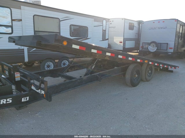 4P51C292XS1421691 Pj Trailers 2025